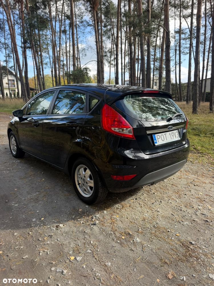 Ford Fiesta - 7