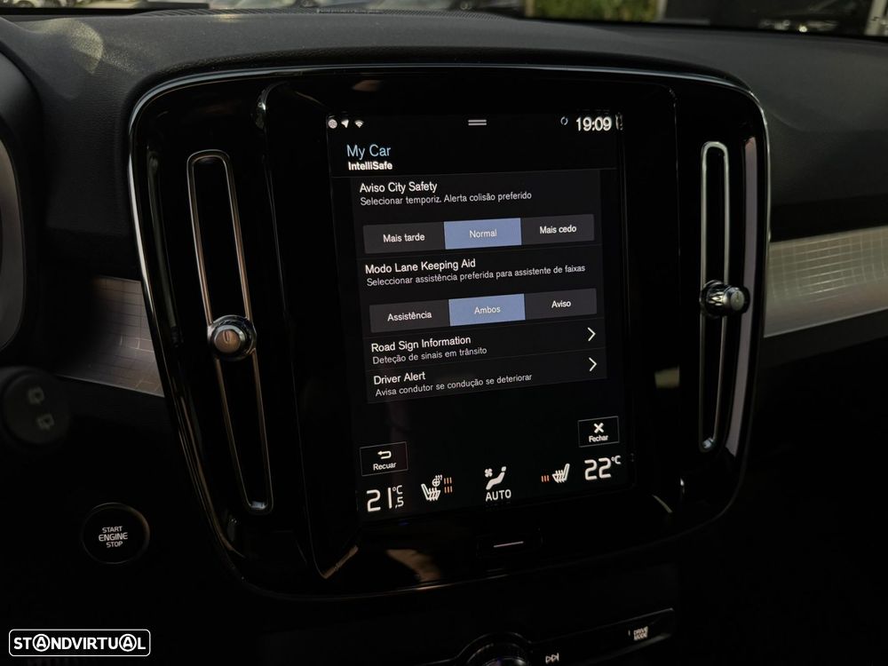 Volvo XC 40 1.5 T4 PHEV Plus Dark - 47