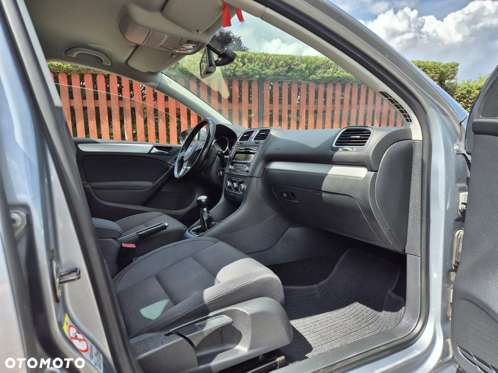 Volkswagen Golf 1.2 TSI Team - 31