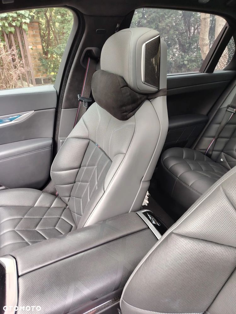 BMW i7 105.7kWh xDrive60 Individual Edition - 8