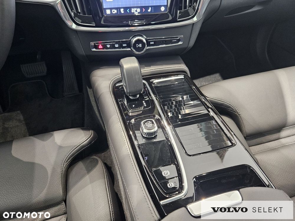 Volvo S90 - 22