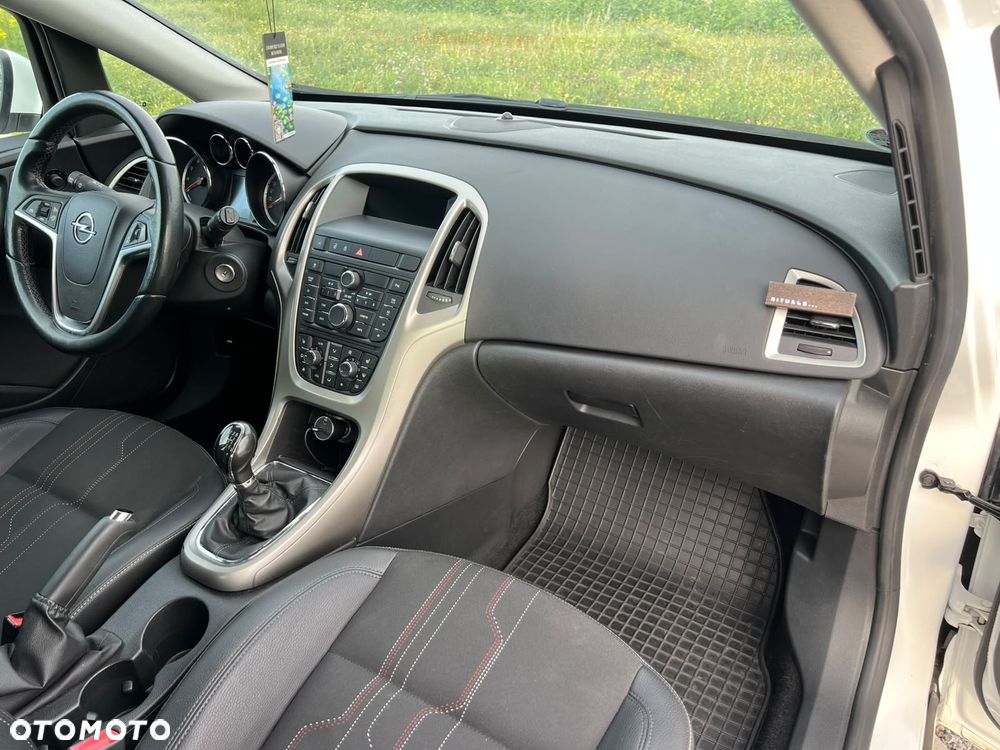 Opel Astra 1.4 T Edition 150 - 27