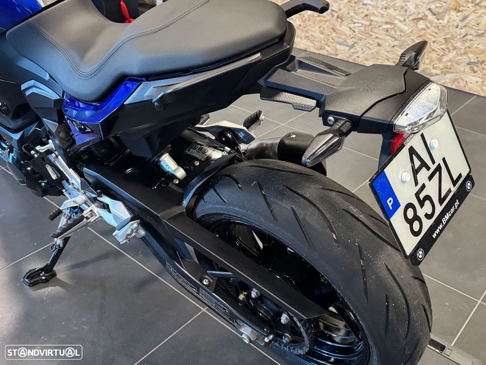 BMW F 900 R - 19