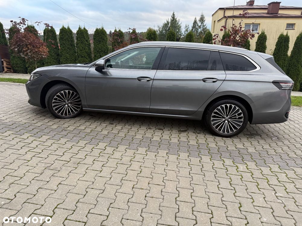 Volkswagen Passat 2.0 TDI EVO Elegance DSG - 1