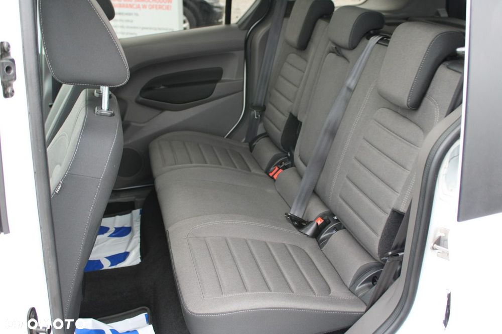 Ford Tourneo Connect - 18