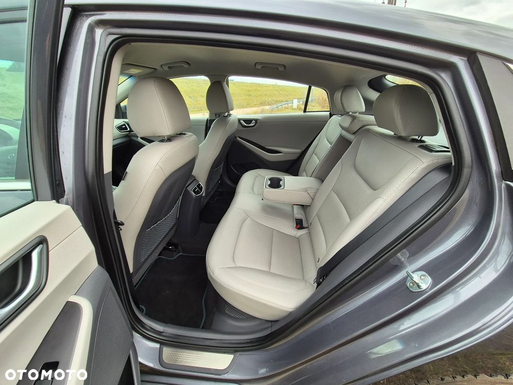 Hyundai IONIQ hybrid Premium - 7