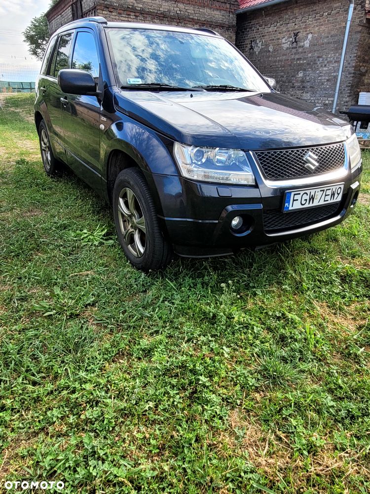 Suzuki Grand Vitara 1.9 DDiS Premium - 2
