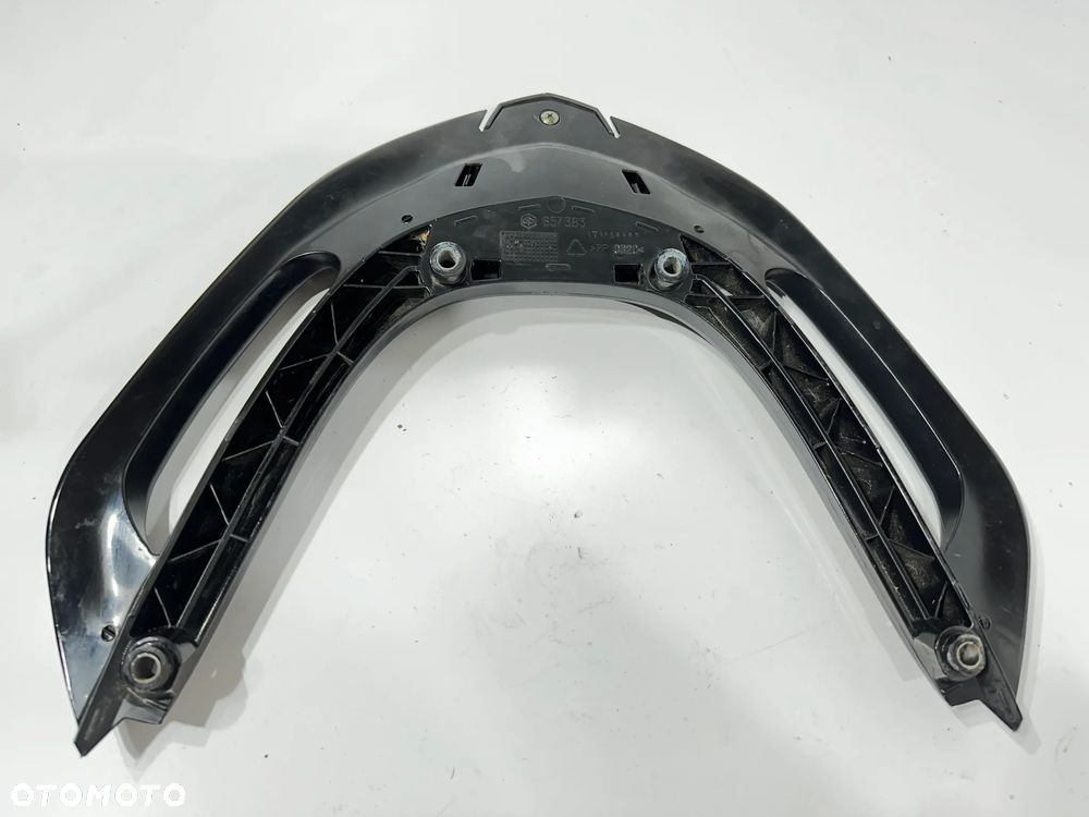 Trzymanie pasażera Piaggio MP3 Yourban 125/300 - 4