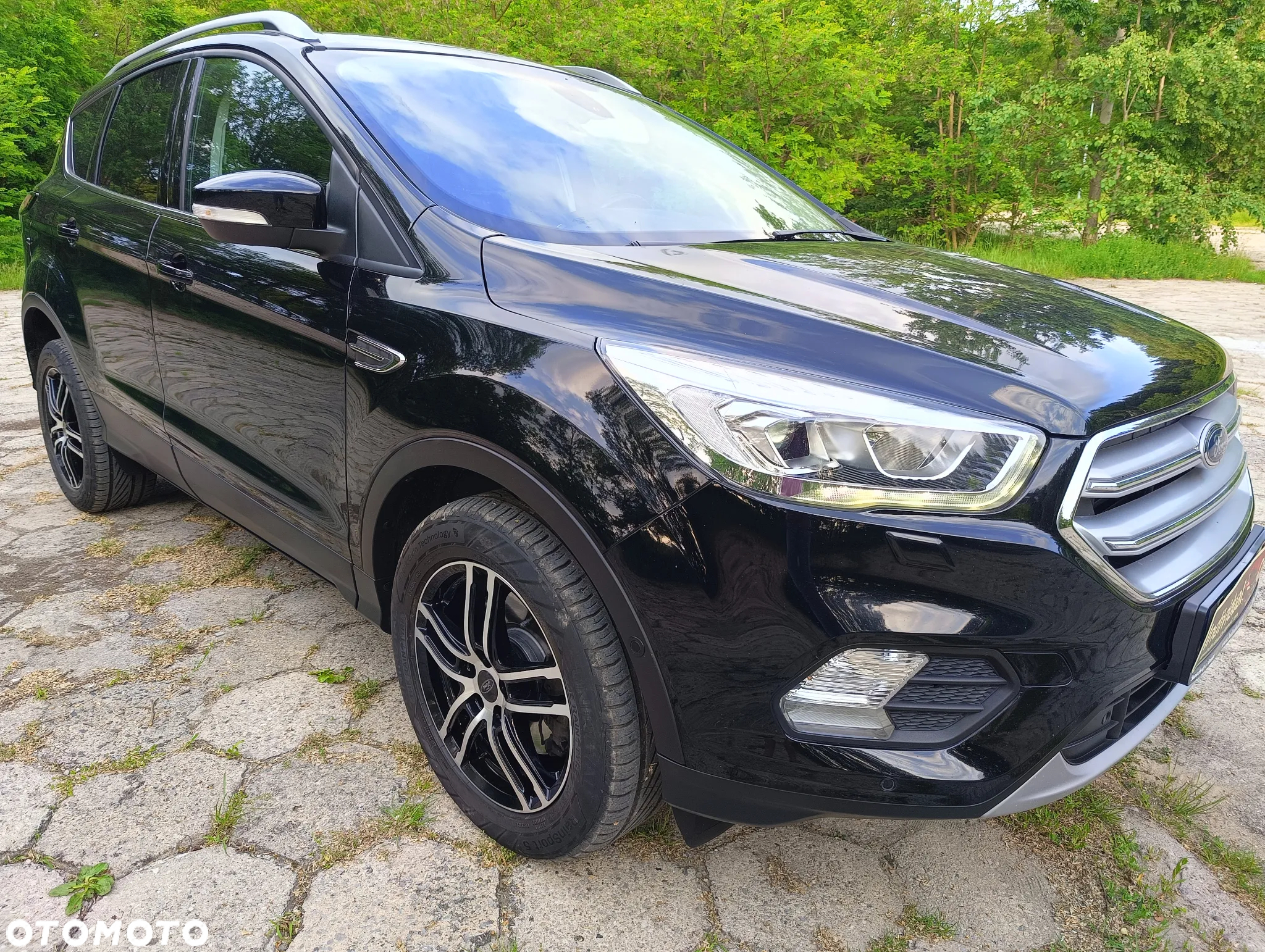 Ford Kuga 2.0 TDCi 2x4 Titanium - 10