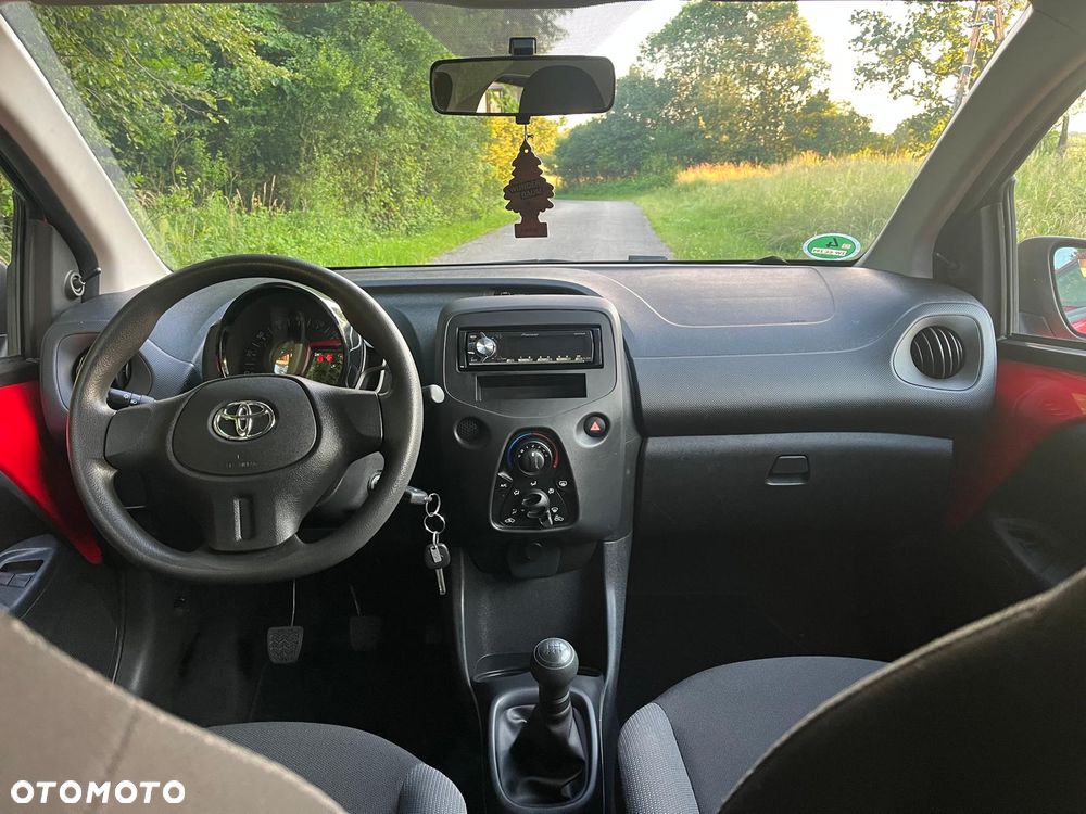 Toyota Aygo x-play - 7