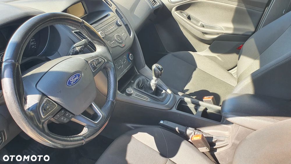 Ford Focus 1.5 TDCi Platinium X - 25