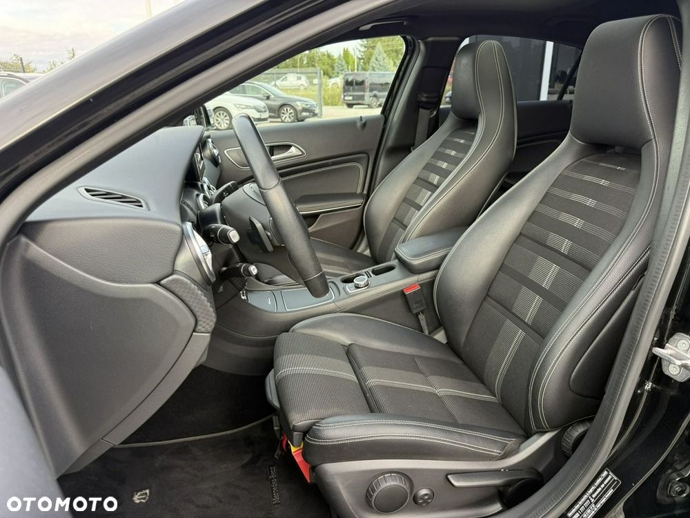 Mercedes-Benz Klasa A 180 d Style 7G-DCT - 16