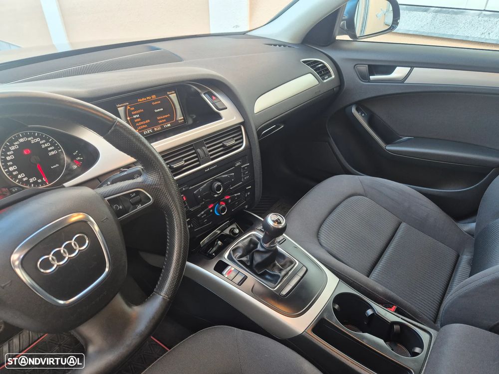 Audi A4 2.0 TDI Sport - 25