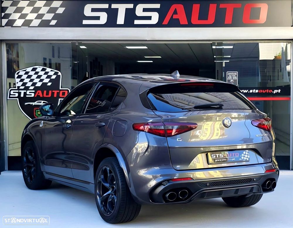 Alfa Romeo Stelvio V6 2.9 Bi-Turbo AT8-Q4 Quadrifoglio - 5