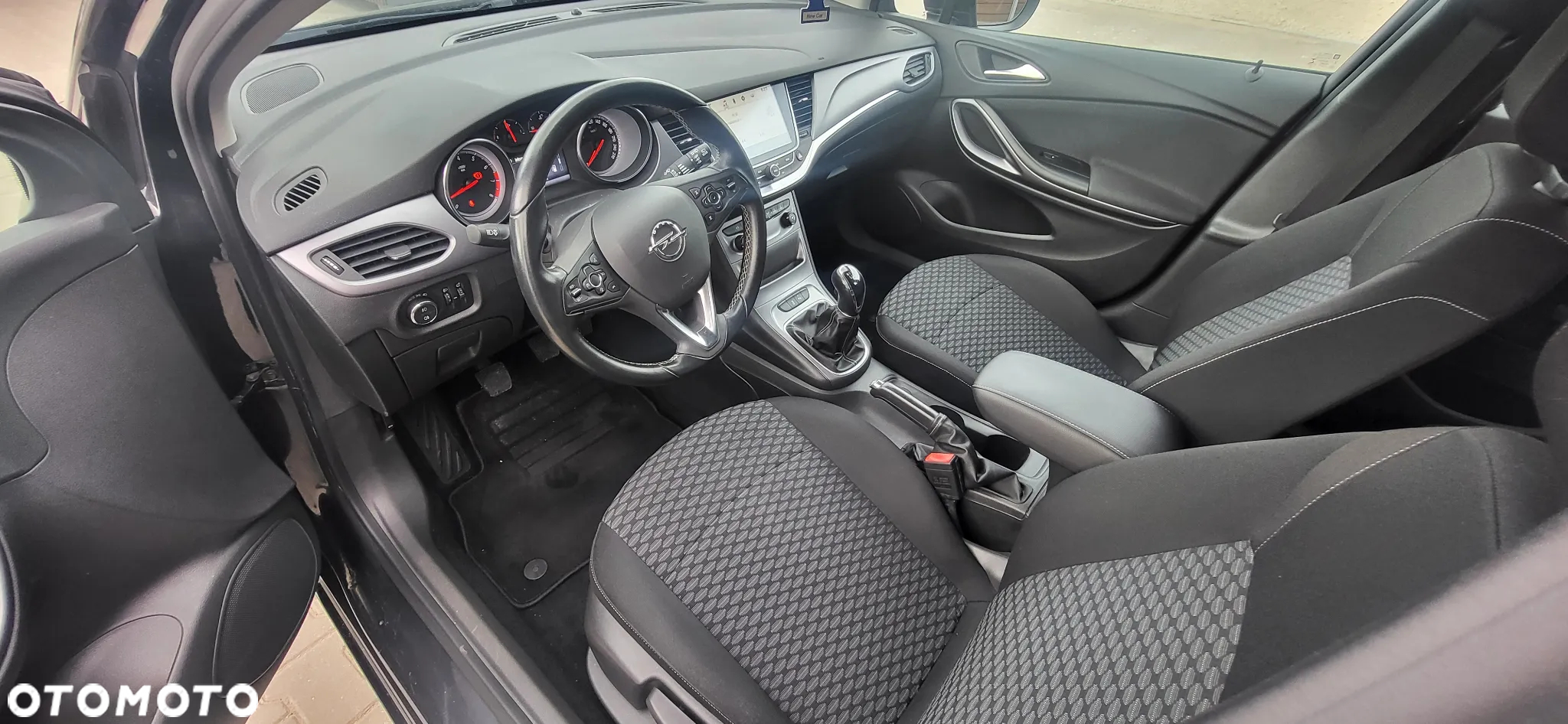Opel Astra 1.4 Turbo Active - 11