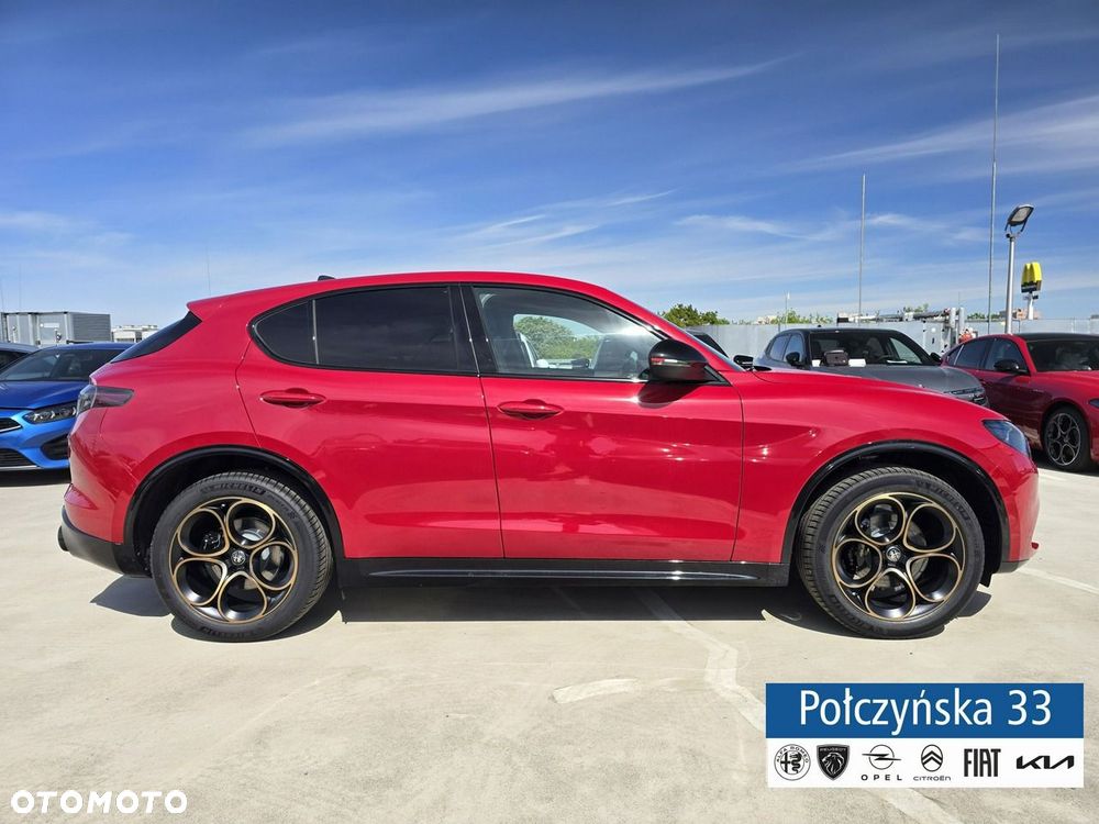 Alfa Romeo Stelvio - 15