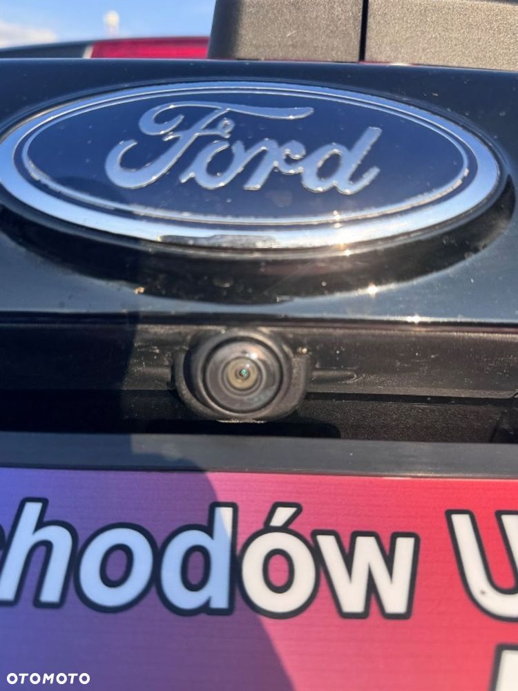 Ford Kuga - 11