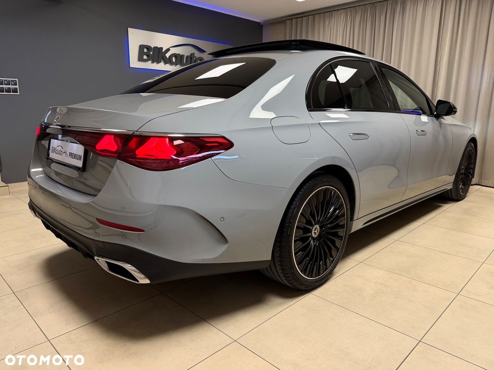 Mercedes-Benz Klasa E 220 d mHEV 4-Matic AMG 9G-Tronic - 3