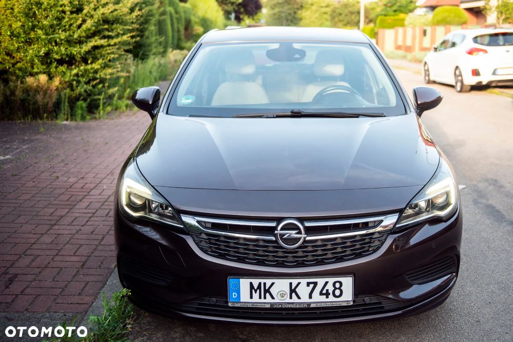 Opel Astra 1.4 Turbo Edition - 9