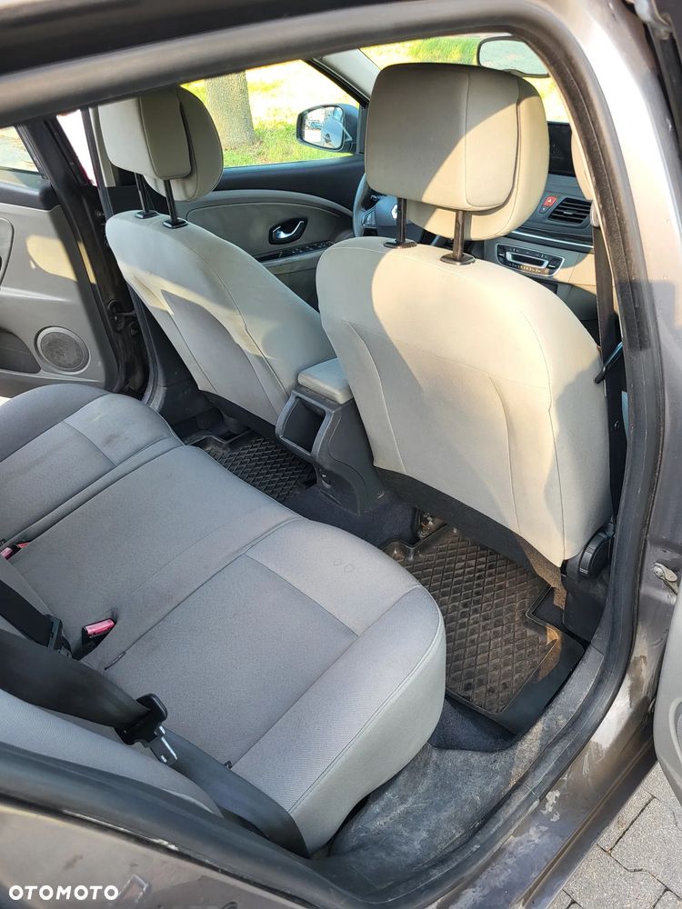 Renault Megane 1.5 dCi Expression - 17