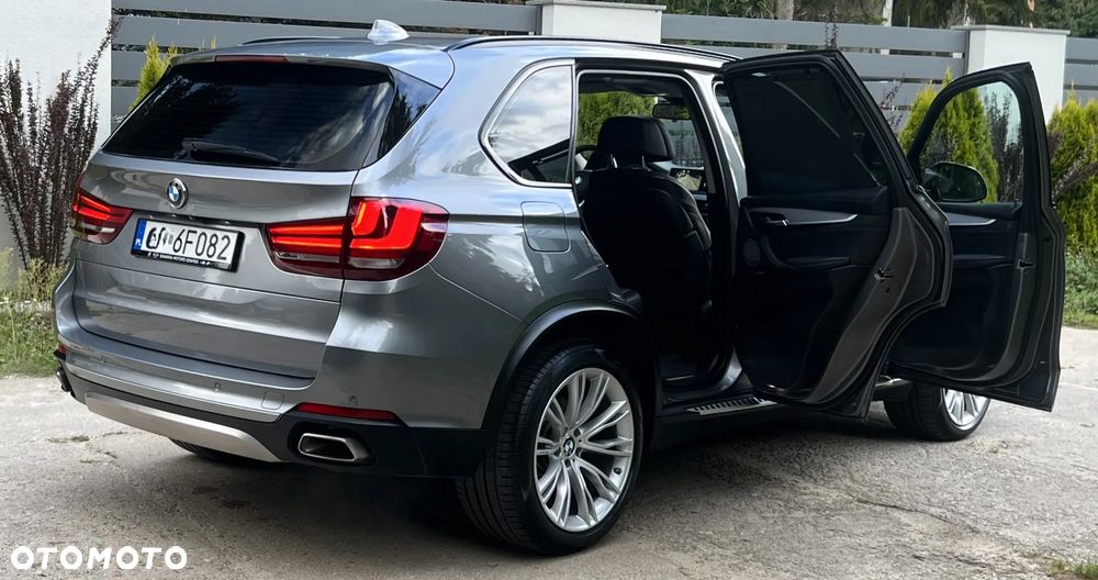 BMW X5 xDrive50i - 10