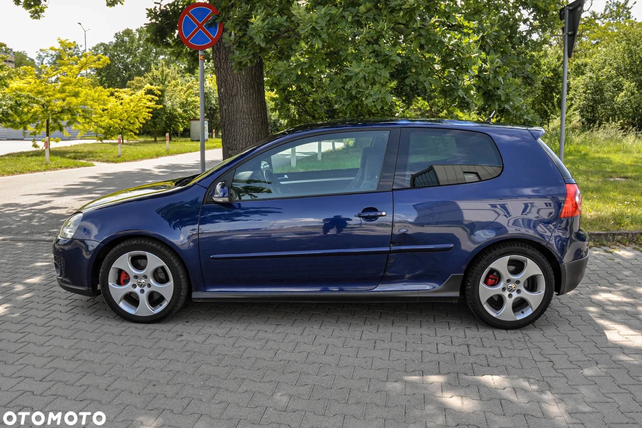 Volkswagen Golf V 2.0 TSI GTI - 2