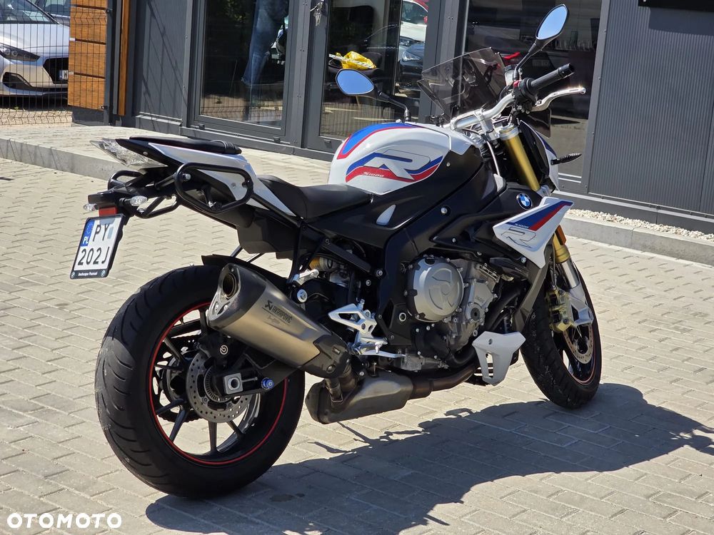 BMW S - 3