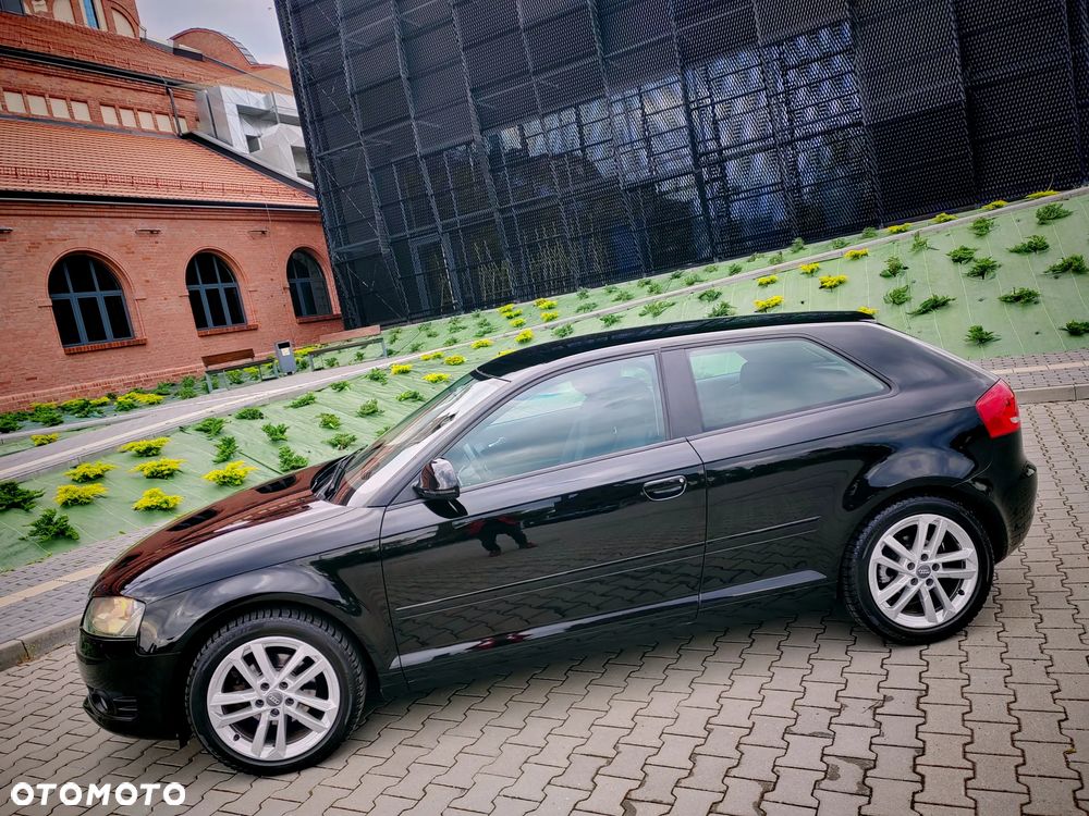 Audi A3 3-drzwiowe 1.6 S line Sportpaket (plus) - 8