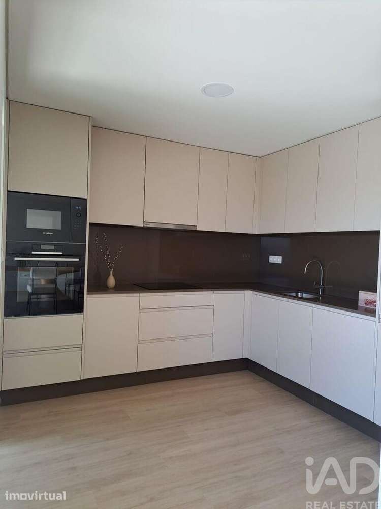 Apartamento T3 em Santa Marinha e São Pedro da Afurada de 140 m2 - Grande imagem: 3/15