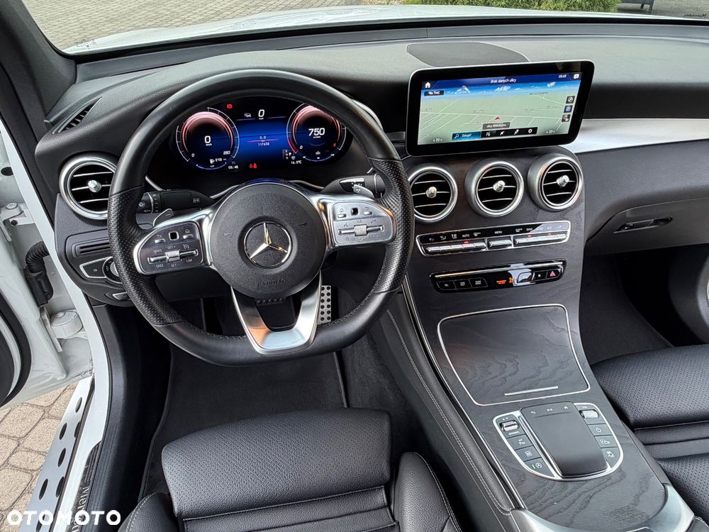 Mercedes-Benz GLS - 21