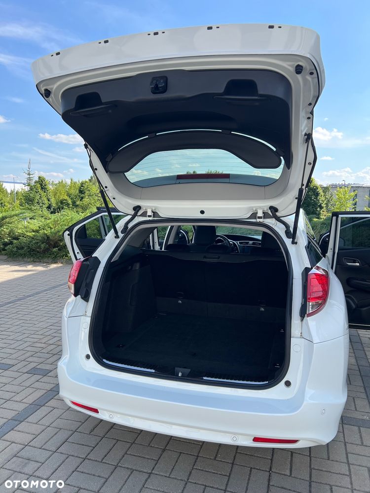 Honda Civic Tourer 1.6 i-DTEC Executive - 2