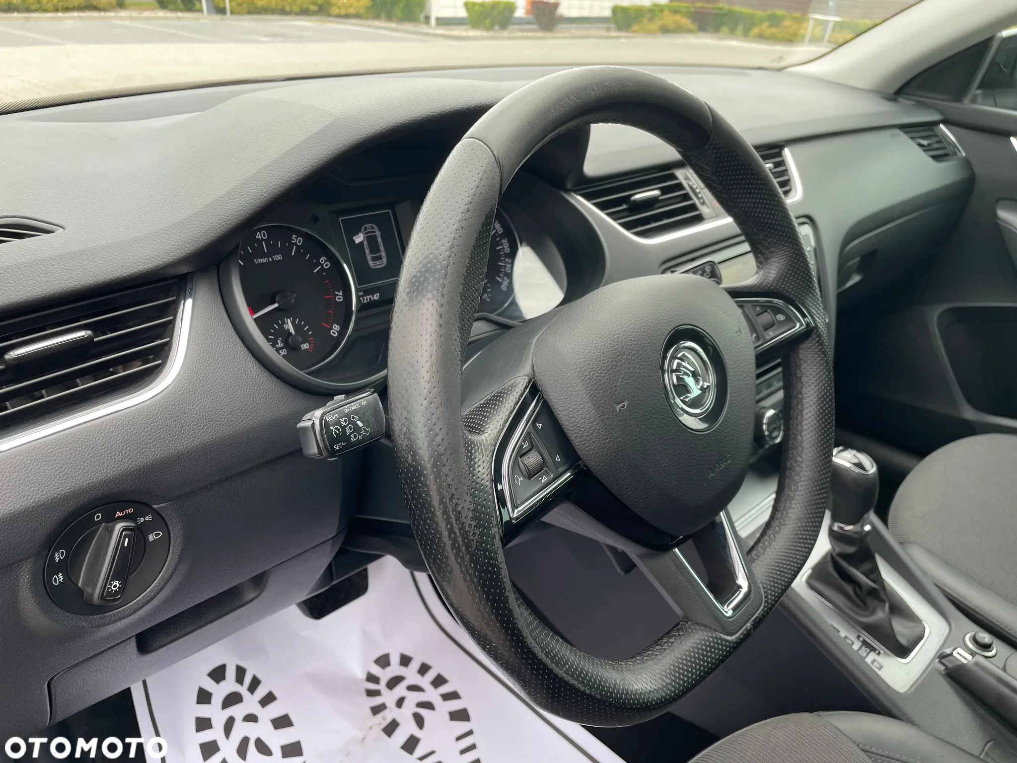 Skoda Octavia 1.8 TSI Joy DSG - 6