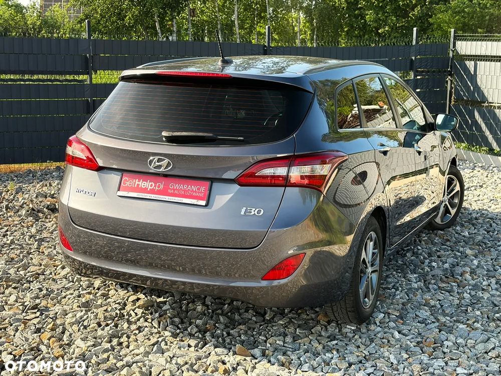 Hyundai i30 blue 1.6 CRDi DCT Passion - 28