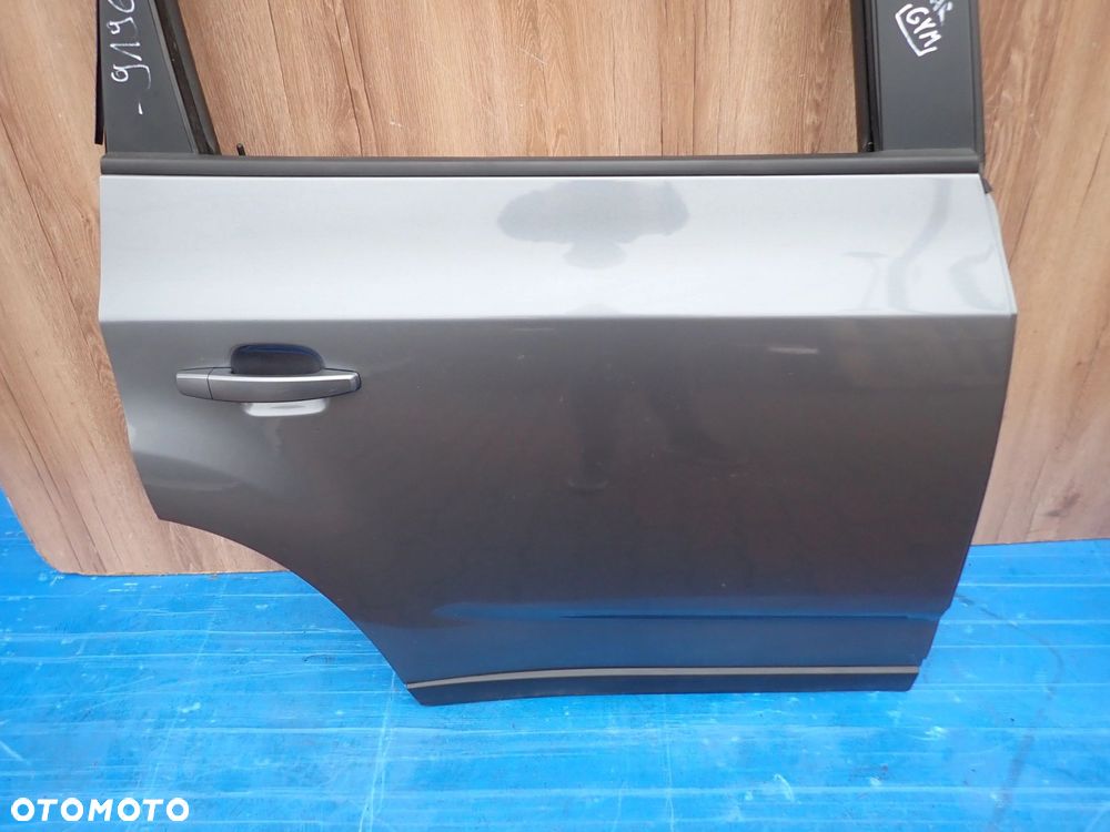 CHEVROLET ORLANDO 10- DRZWI TYLNE PRAWE GYM - 2