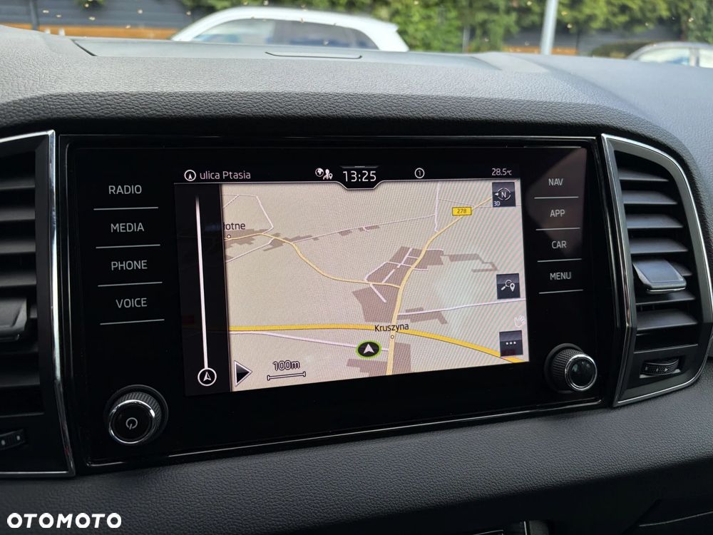 Skoda Karoq 1.5 TSI ACT 4x2 Ambition DSG - 28