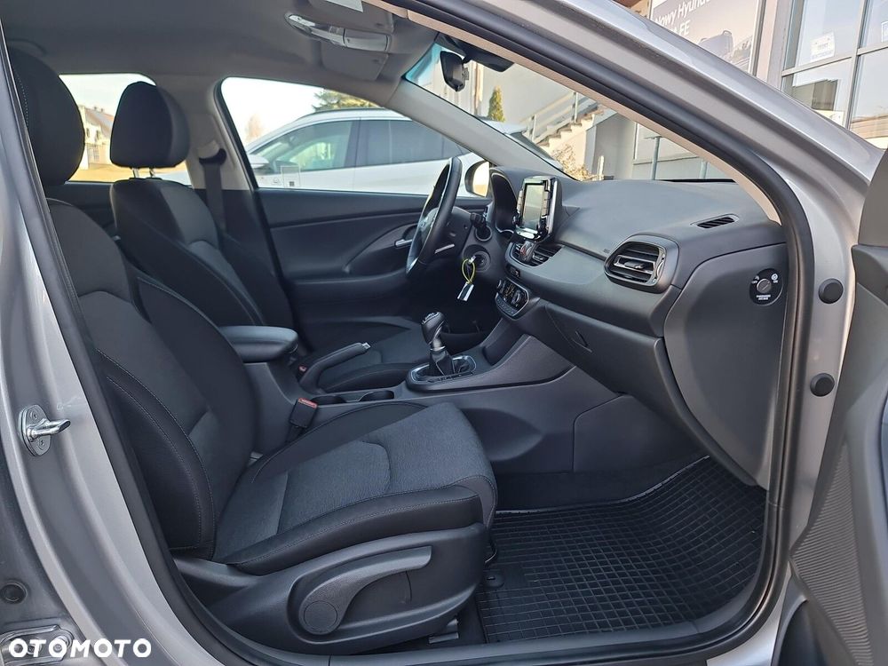 Hyundai i30 1.0 T-GDI Smart - 28