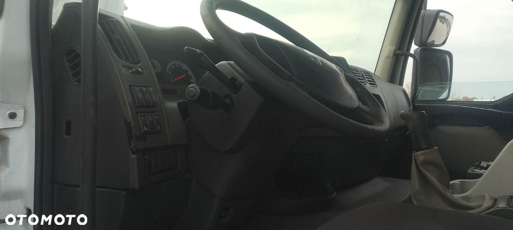 Renault Premium 280 - 14