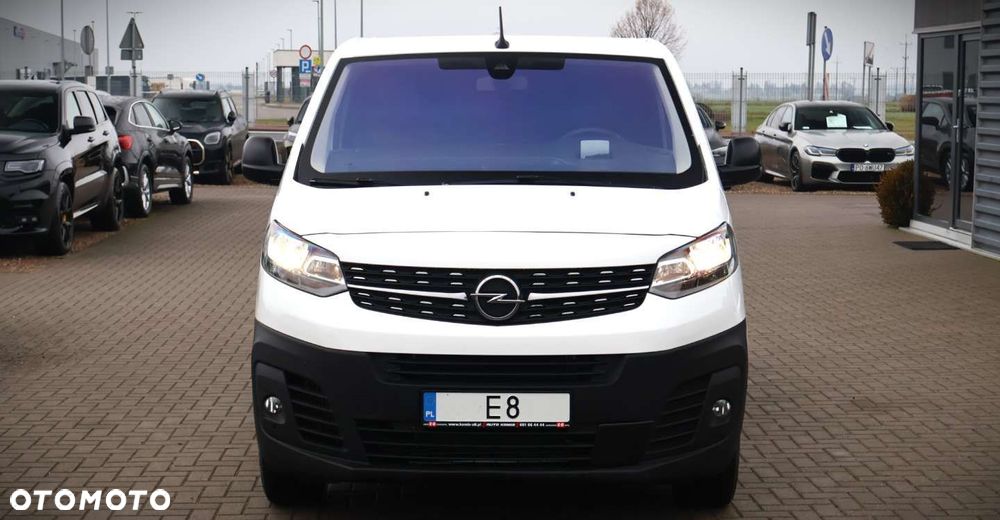 Opel Vivaro - 11