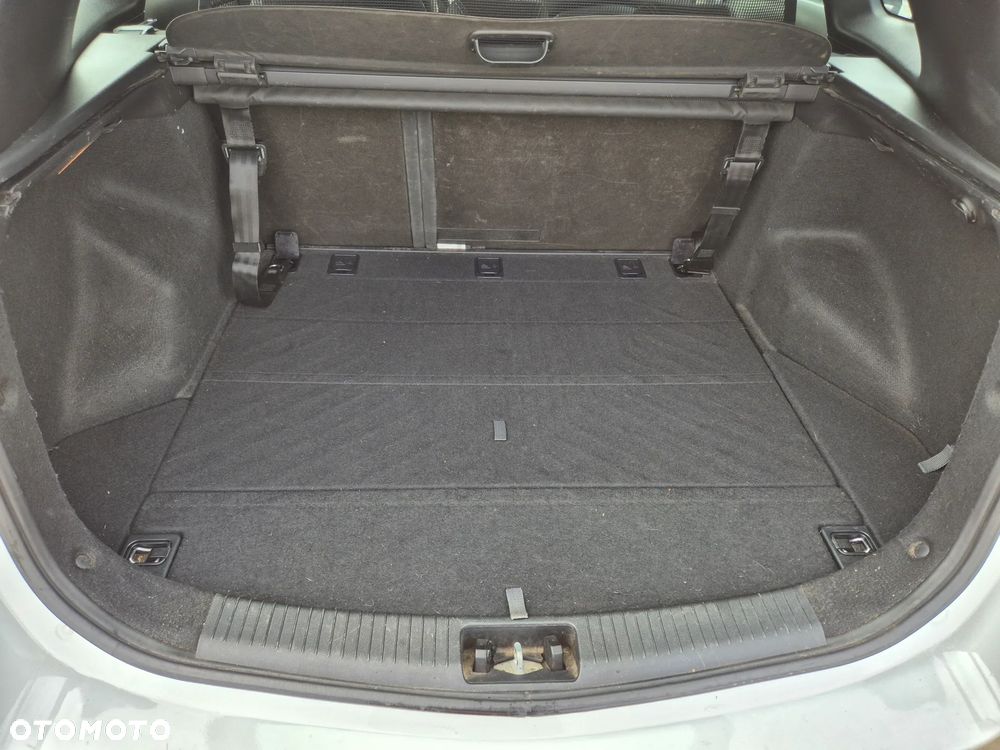 Hyundai i30 1.4 Classic + - 15