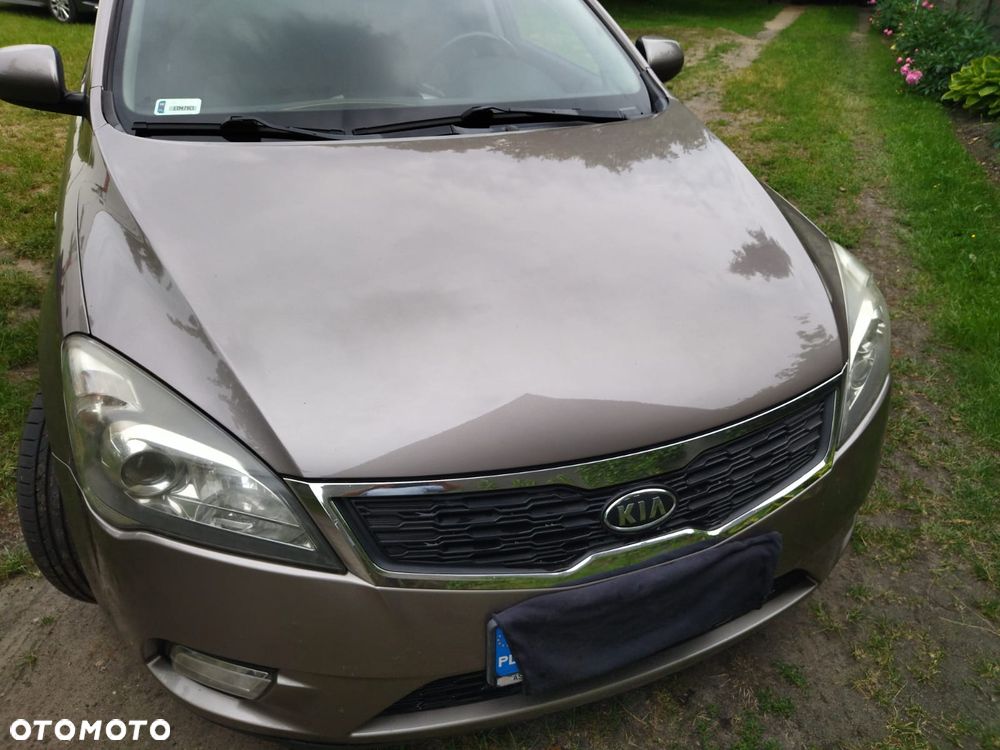 Kia Ceed 1.6 Crdi Comfort + - 2