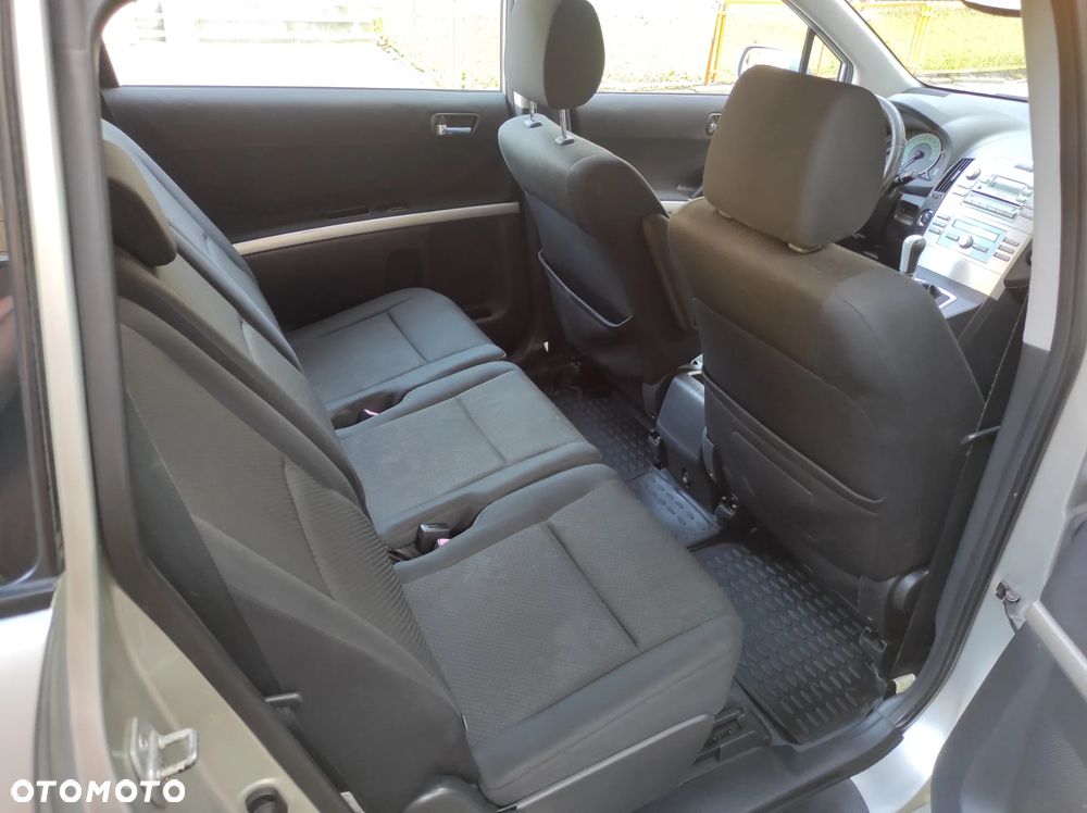 Toyota Corolla Verso 1.8 Sol 7os - 23