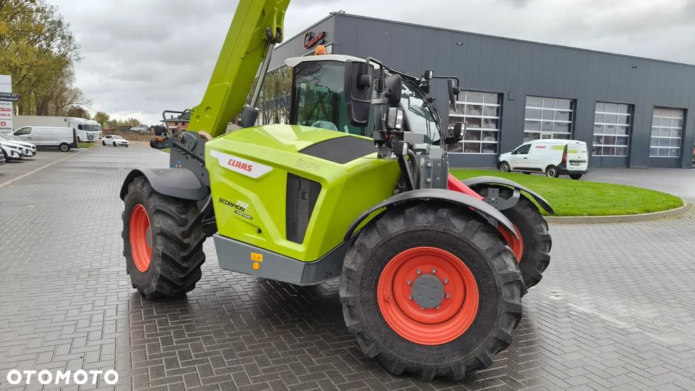 Claas SCORPION 732 VP Stage V - 4