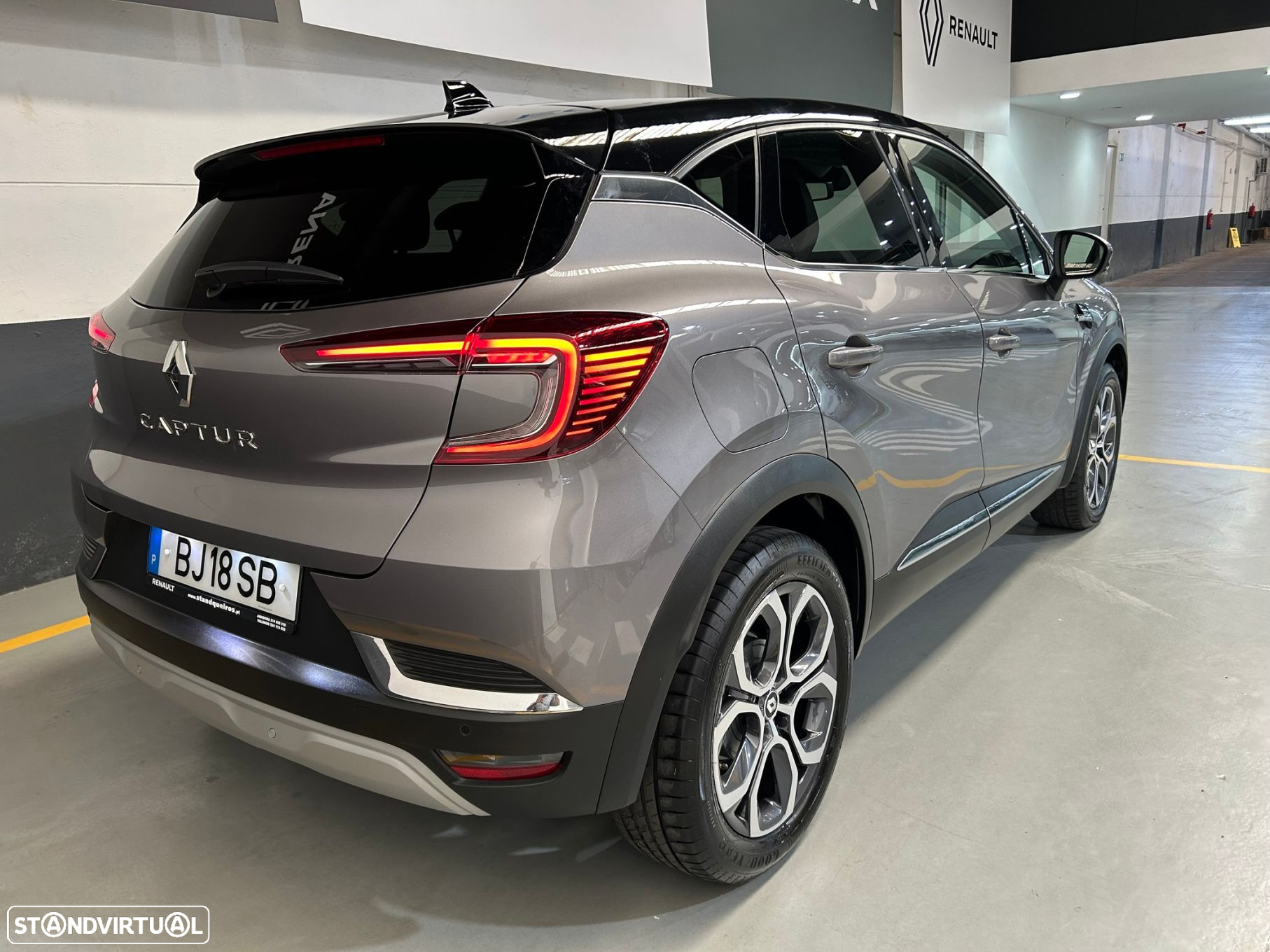 Renault Captur 1.0 TCe Techno - 9