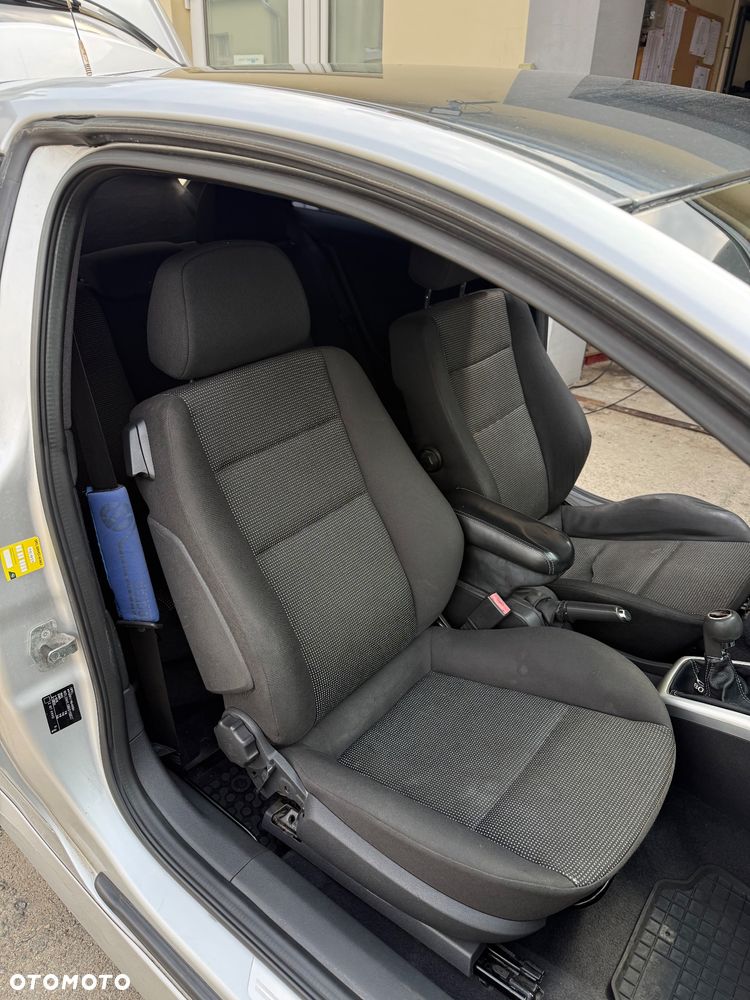 Opel Astra 2.0 Turbo Cosmo - 8