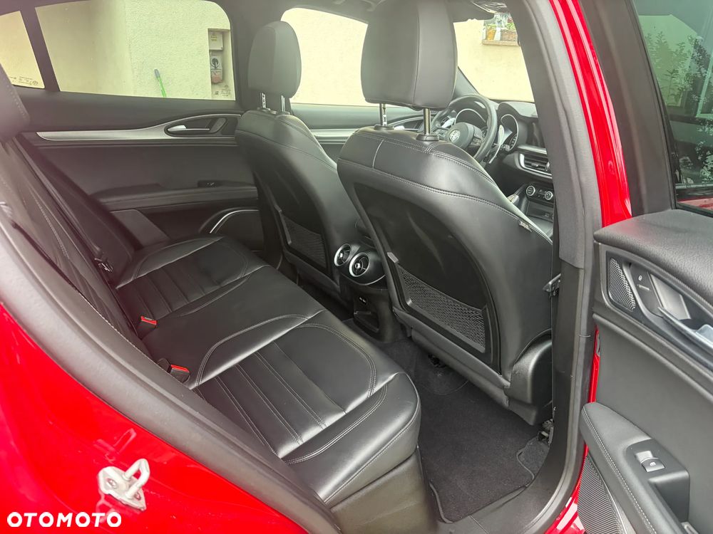 Alfa Romeo Stelvio 2.2 16V AT8 Q4 Sprint - 13