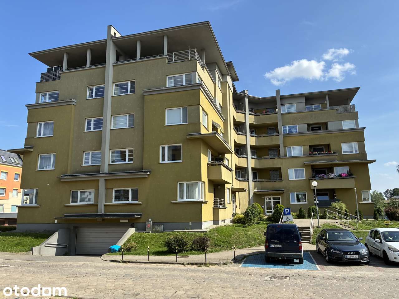 Zamienię piękne mieszkanie z halą garażową na dom w Malborku !