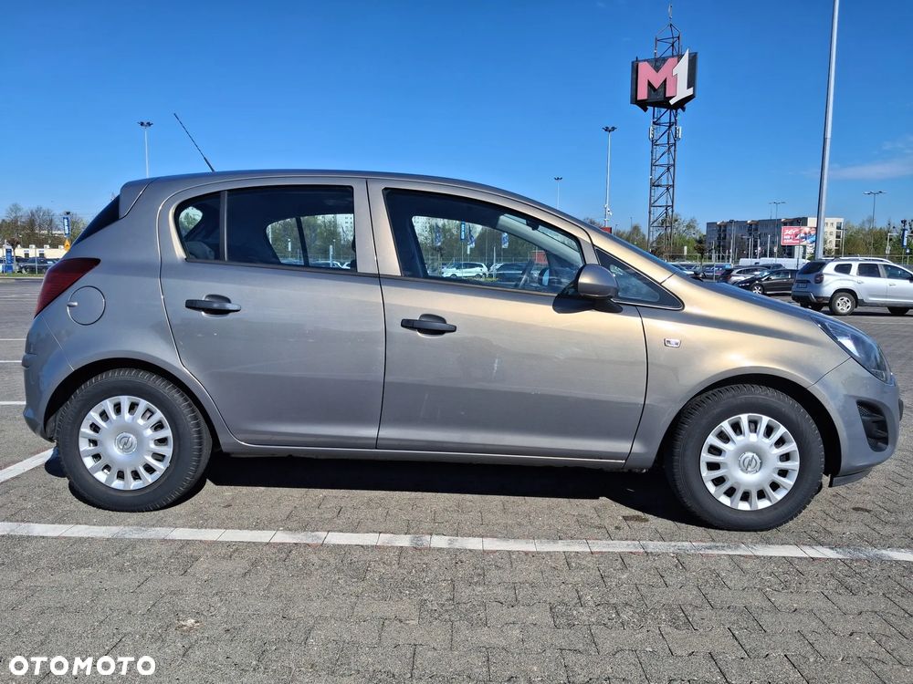 Opel Corsa 1.2 16V Edition / Active - 6