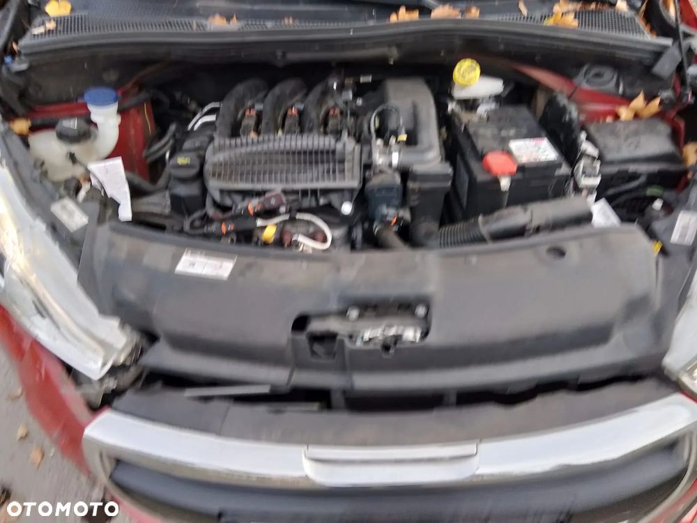 Peugeot 208 1.2 PureTech Style - 9