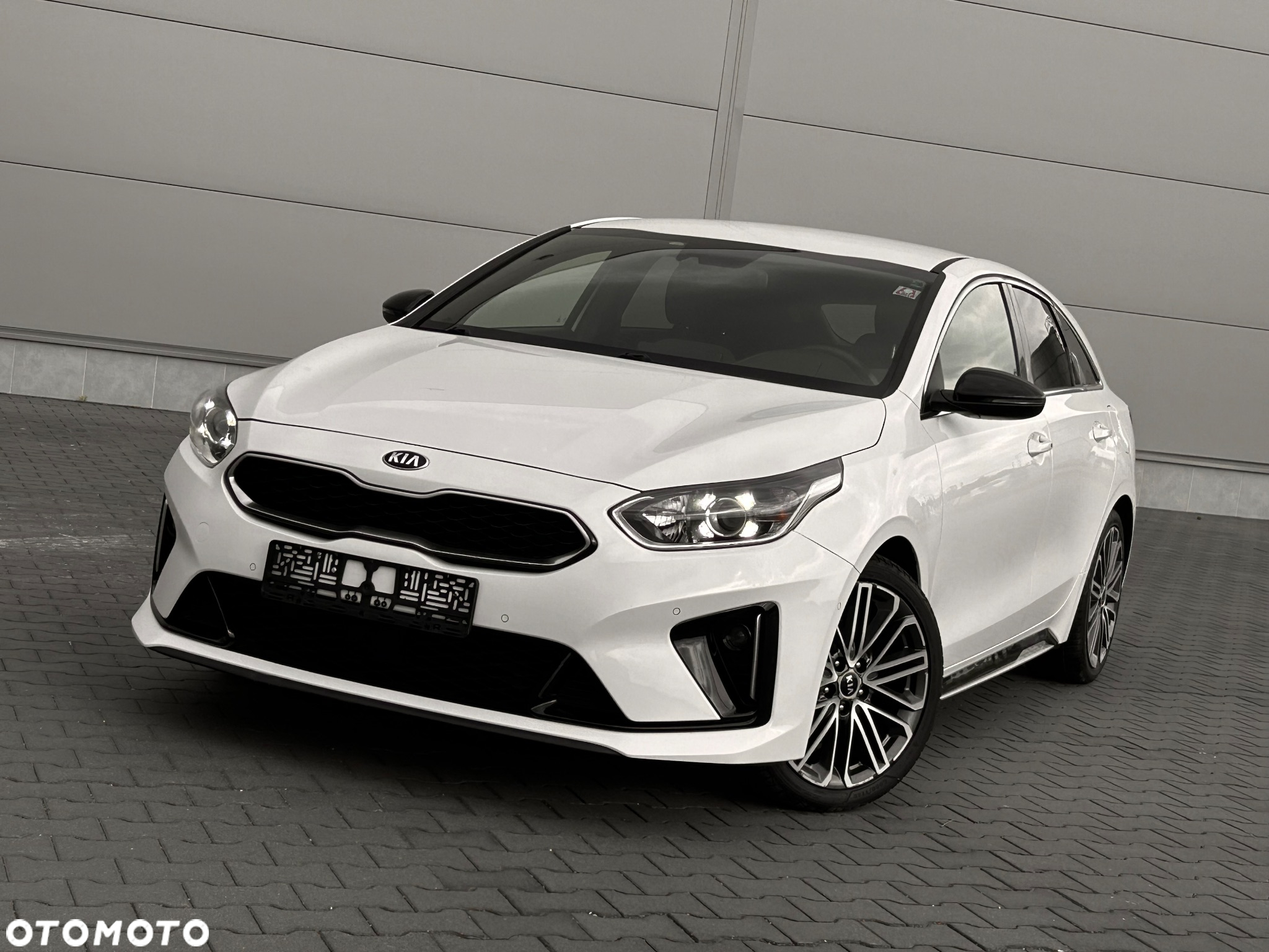 Kia ProCeed 1.6 CRDi DCT7 SCR GT LINE - 12