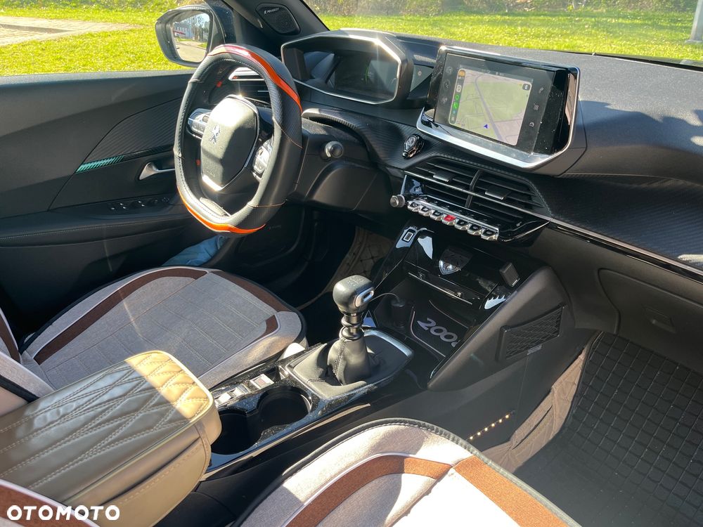 Peugeot 2008 PureTech 100 Allure S&S BVM6 - 4